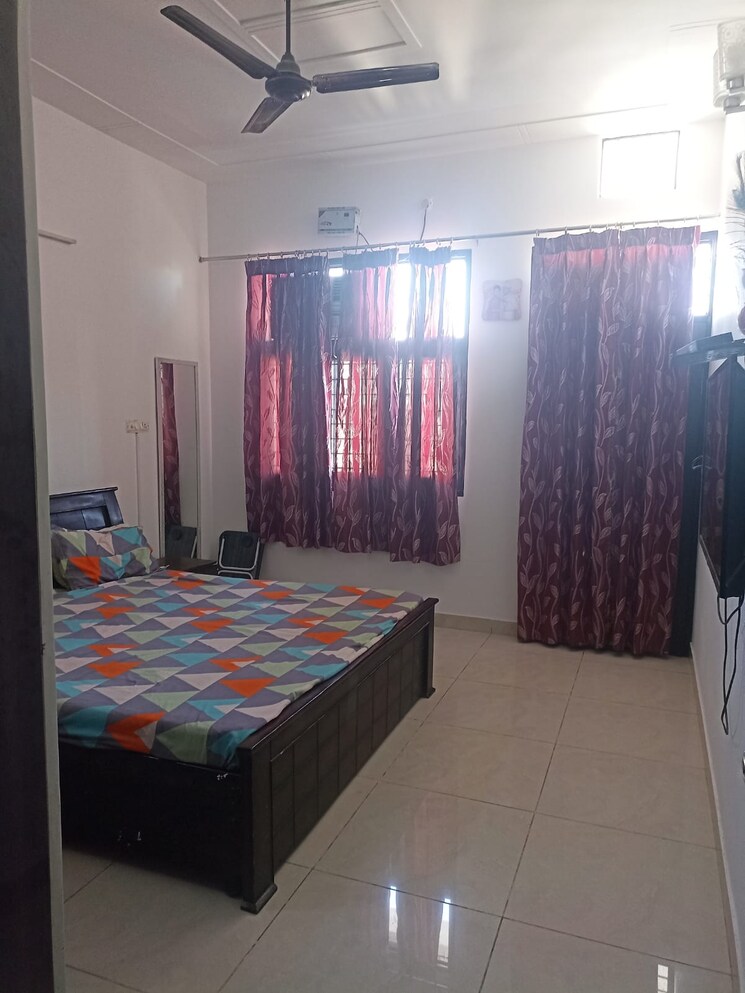 Bedroom, ms-enclave-zirakpur 3 Bedroom 1850 Sq.Ft. Builder Floor In Dhakoli Zirakpur 8327249