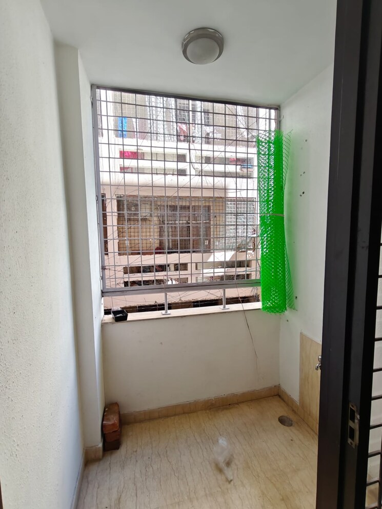 Other, lajpat nagar 2 Bedroom 925 Sq.Ft. Apartment In Lajpat Nagar Delhi 8327303