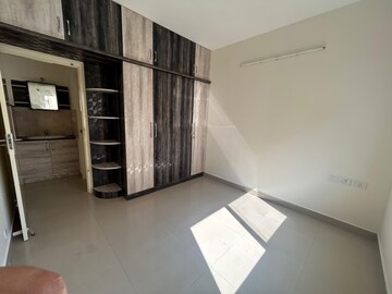 Room in 3 BHK Apartment at Shriram Sameeksha, Jalahalli – for Rent