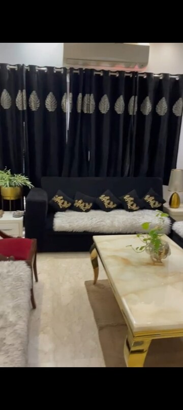 Bedroom in 3 BHK Builder Floor at Safdarjung Development Area – for Rent