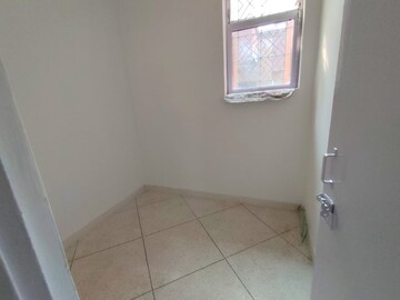 Room in 3 BHK Apartment at Sector 22 Dwarka – for Rent