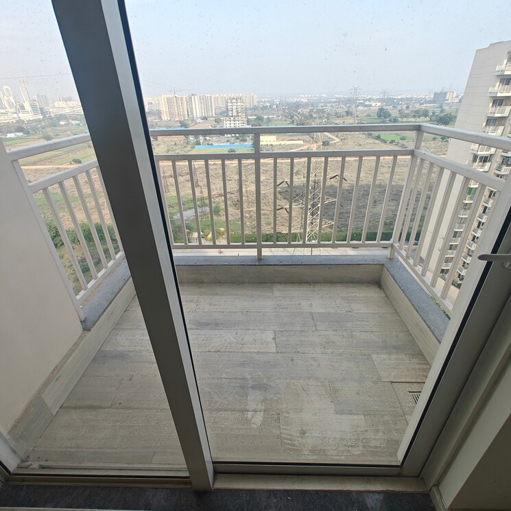 Balcony, m3m-marina 2 Bedroom 1275 Sq.Ft. Apartment In Sector 68 Gurgaon 8327548