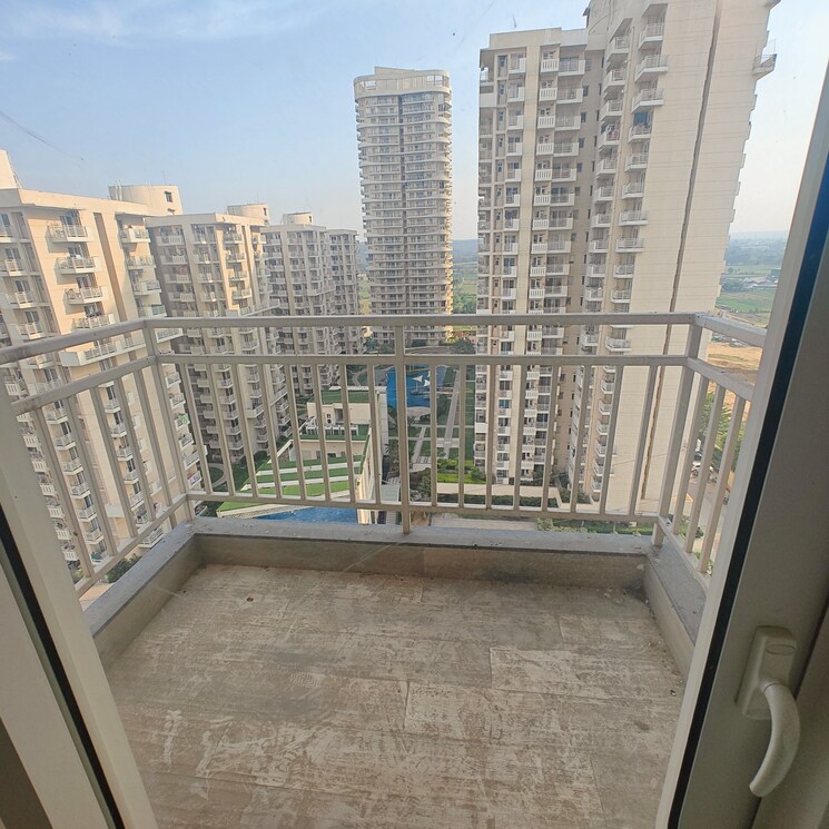 Balcony, m3m-marina 2 Bedroom 1275 Sq.Ft. Apartment In Sector 68 Gurgaon 8327548