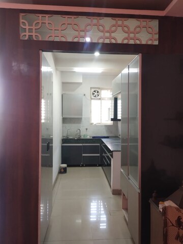 Bathroom in 2.5 BHK Apartment at Puri Pratham, Sector 84 – for Rent