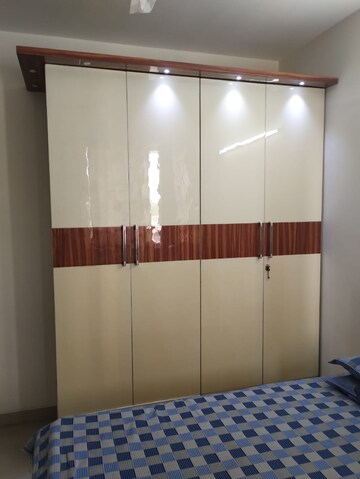 Furnished Amenities in 2.5 BHK Apartment at Puri Pratham, Sector 84 – for Rent