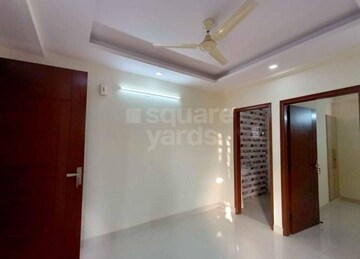 Building Lobby in 3 BHK Builder Floor at Sector 45 – for Rent