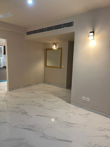 Room in 3 BHK Apartment at M3M Heights, Sector 65 – for Rent