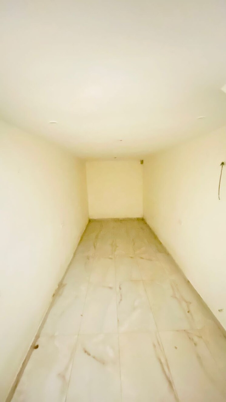 Floor Plan, dlf-hyde-park Commercial Shop 33 Sq.Yd. In South Mullanpur Chandigarh 8327654