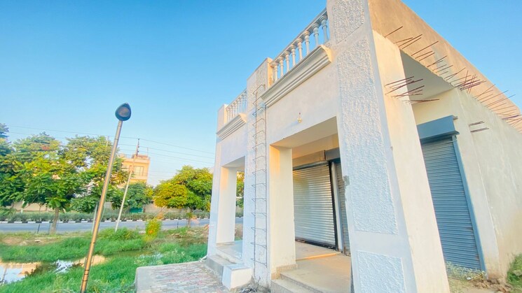 Exterior View, dlf-hyde-park Commercial Shop 33 Sq.Yd. In South Mullanpur Chandigarh 8327654