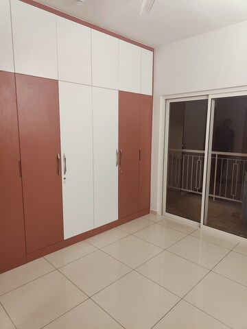 Room in 2 BHK Apartment at Sobha Dream Gardens, Thanisandra Main Road – for Rent