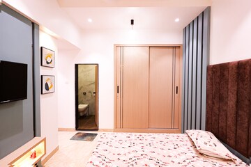 Bedroom in 2 BHK Apartment at Samrin Heritage, Panch Pakhadi – for Sale