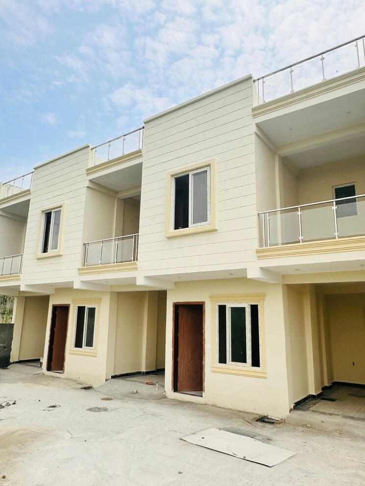 Exterior View, upsidc site b  80 Sq.Yd. Plot In Upsidc Site B Greater Noida 8327761