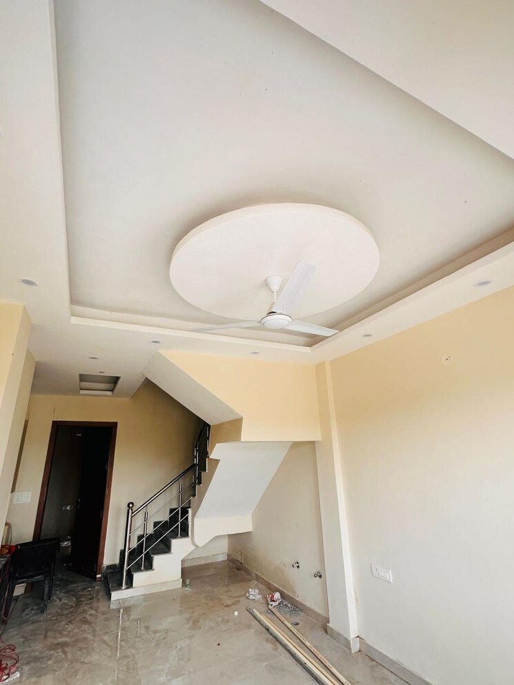 Exterior View, upsidc site b  100 Sq.Yd. Plot In Upsidc Site B Greater Noida 8327884