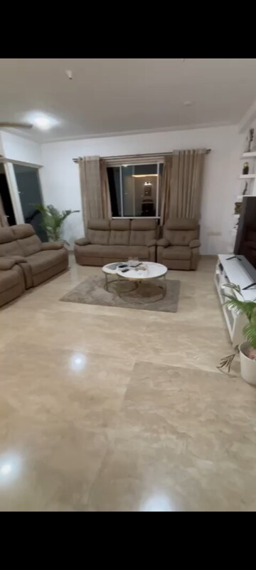 4 BHK Apartment For Rent in Hiranandani Meadows, Manpada