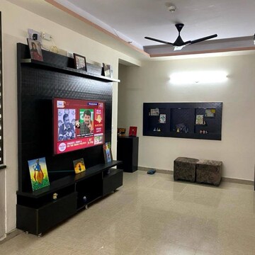Parking in 2.5 BHK Apartment at Prateek Laurel, Sector 120 – for Rent