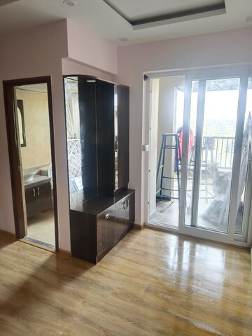 Room in 4 BHK Apartment at Krishnarajapuram – for Rent