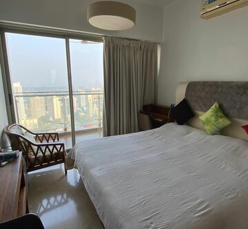 Bedroom in 3 BHK Apartment at Lotus Sky Garden, Malad West – for Rent