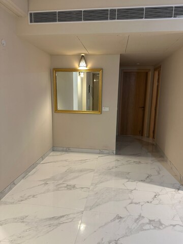 Room in 3 BHK Apartment at M3M Heights, Sector 65 – for Rent