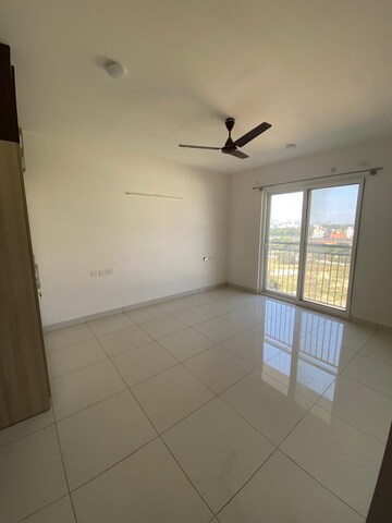 2 BHK Apartment For Rent in Prestige Royale Gardens, Gantiganahalli
