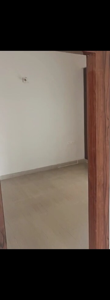 Room in 3 BHK Apartment at SCC Heights, Raj Nagar Extension – for Rent