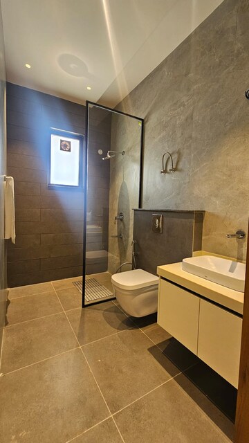 Bathroom in 1 BHK Builder Floor at Ganpati Dham, Vaishali Sector 2 – for Rent