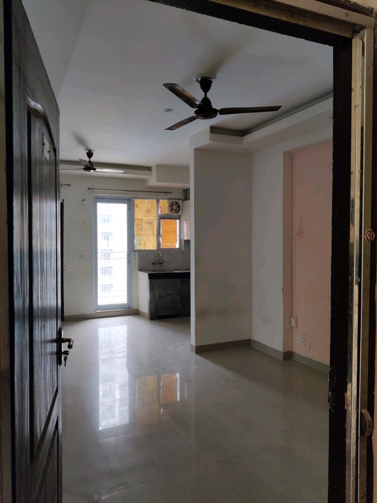 Living Room, aditya-urban-homes 2 Bedroom 840 Sq.Ft. Apartment In Shahpur Bamheta Ghaziabad 8328677