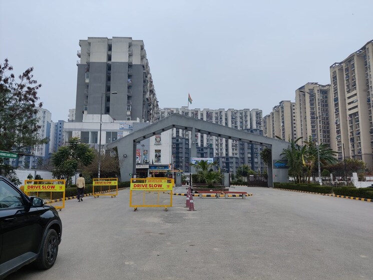 Exterior View, aditya-urban-homes 2 Bedroom 840 Sq.Ft. Apartment In Shahpur Bamheta Ghaziabad 8328677