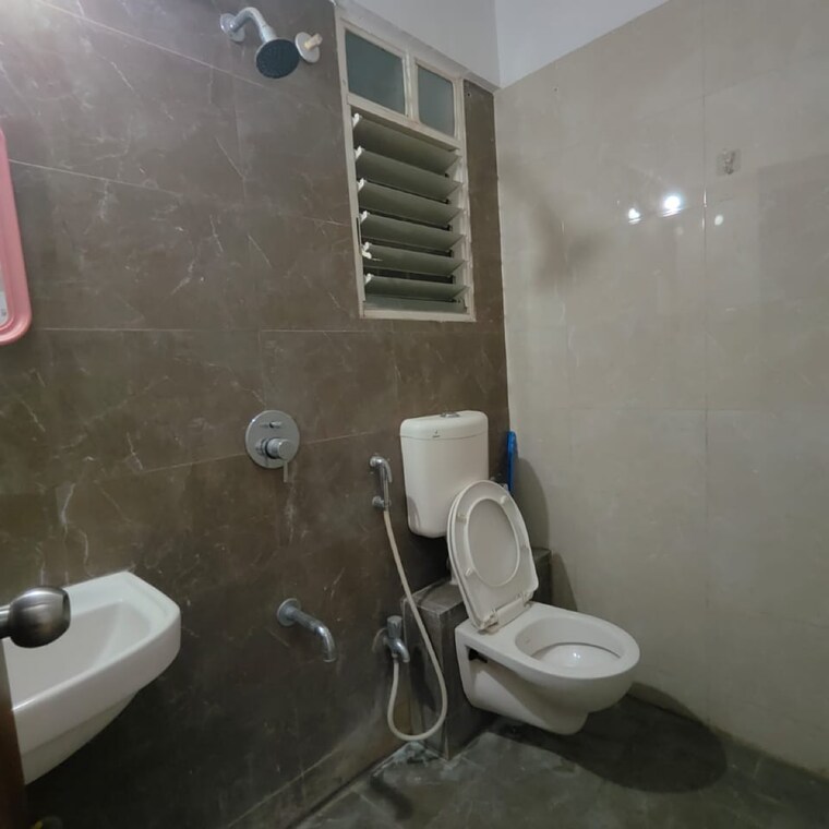 Bathroom, moze-skyways-esfera 1 Bedroom 463 Sq.Ft. Apartment In Madhav Nagar Pune 8328716