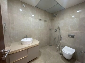Bathroom in 4 BHK Apartment at Kohinoor Square Altissimo, Dadar West – for Rent