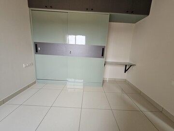 Room in 2 BHK Apartment at Prestige Finsbury Park Hyde, Bagaluru  – for Rent