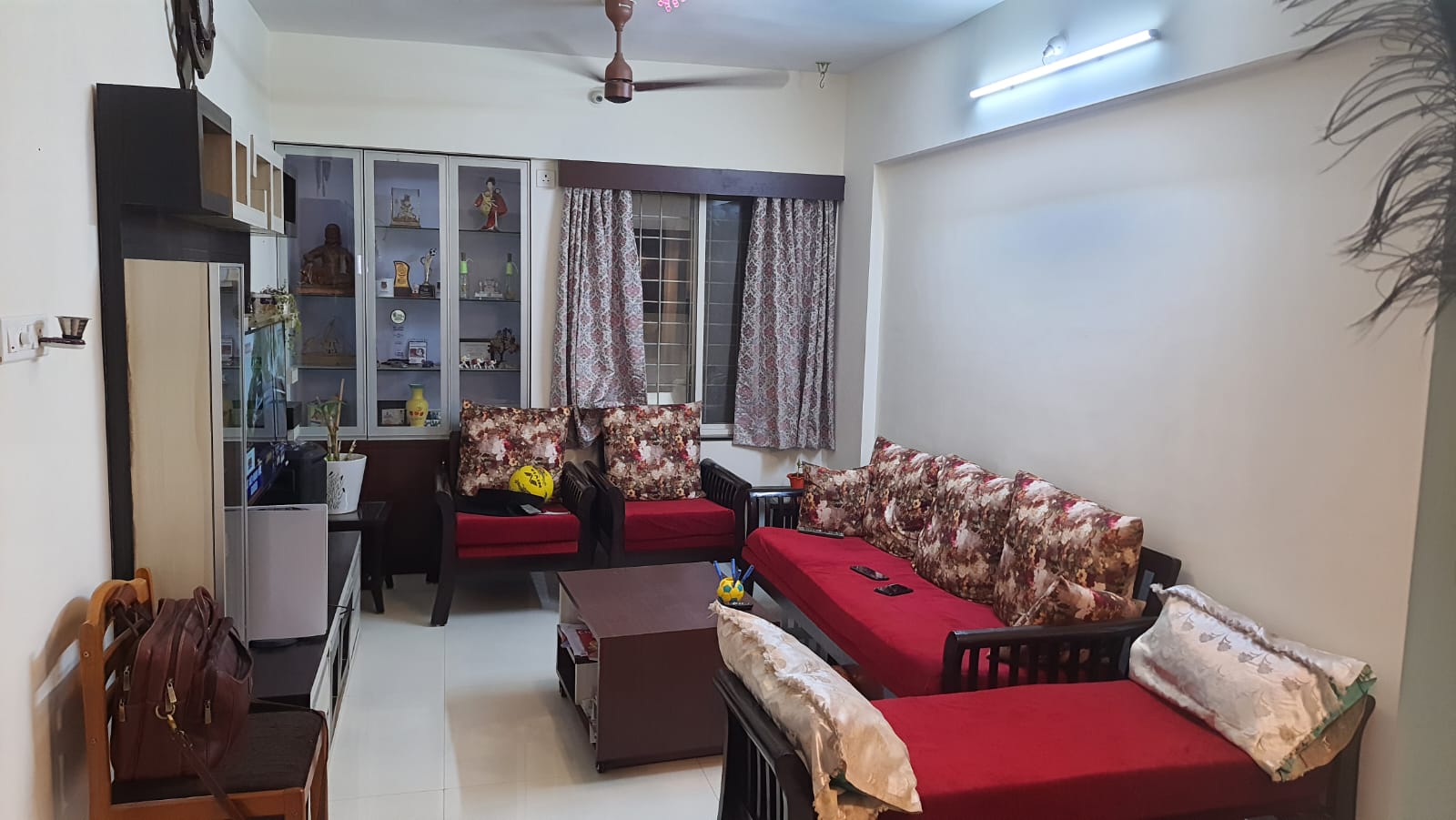 3 BHK + Servant Room 1200 Sq.Ft. Apartment in Supertech Defence Colony Phase II