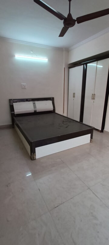 Master Bedroom in 2 BHK Apartment at Hill Palace CHS Ltd, Pokhran Road No 1 – for Rent