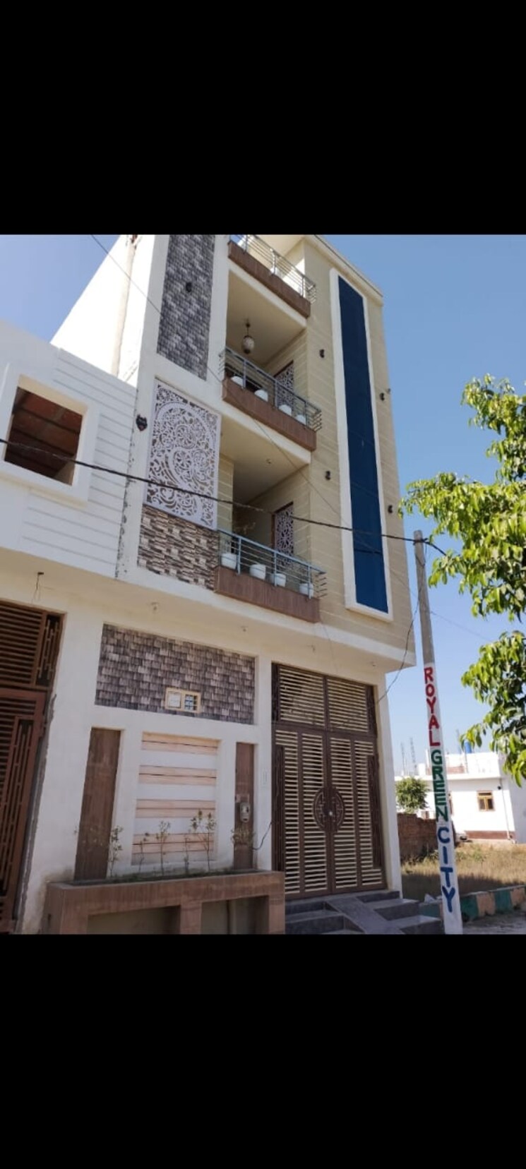 Exterior View, upsidc site b  100 Sq.Yd. Plot In Upsidc Site B Greater Noida 8328873