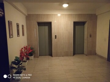 Lift in 2 BHK Apartment at Aims Golf Avenue I, Sector 75 – for Rent