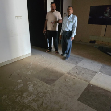 Parking in 2 BHK Builder Floor at Dadu Dayal Nagar – for Sale