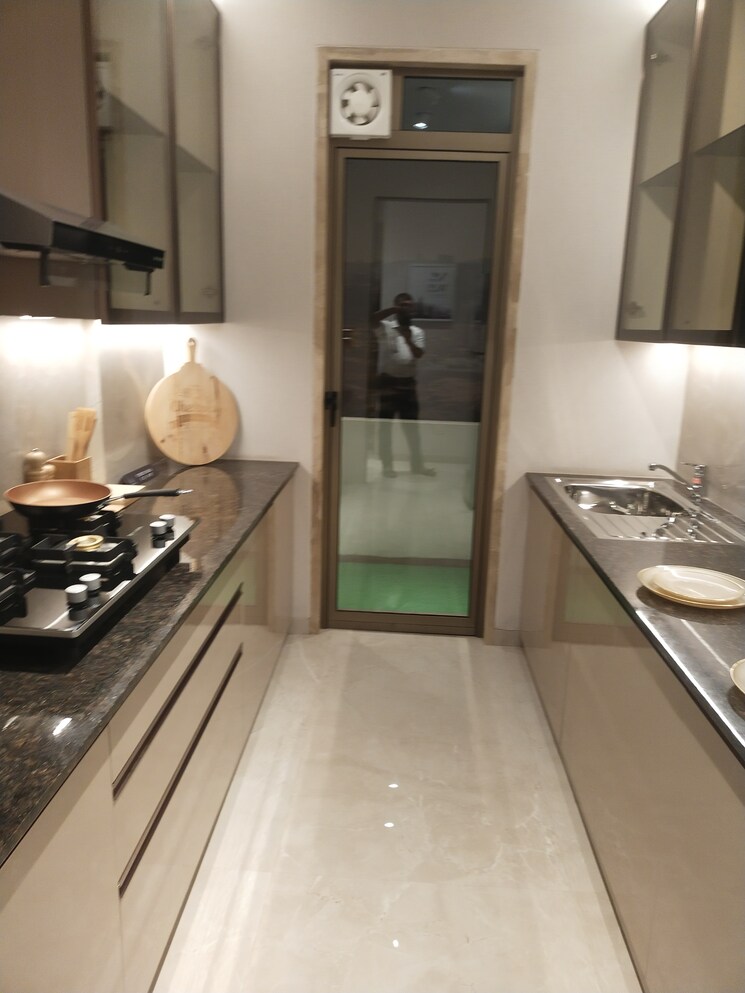 Kitchen, lake-home 2 Bedroom 985 Sq.Ft. Apartment In Powai Mumbai 8328965