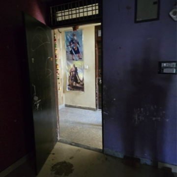 Building Lobby in 3 BHK Builder Floor at Dadu Dayal Nagar – for Sale