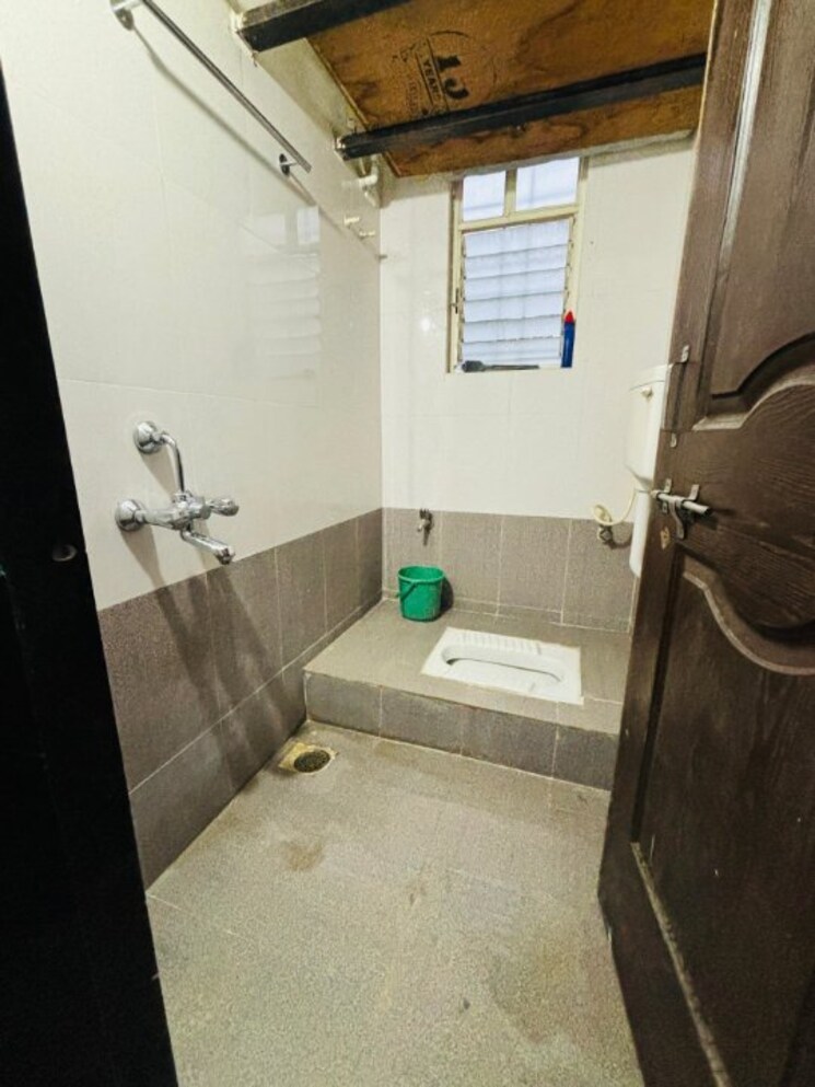 Bathroom, wadmukhwadi 2 Bedroom 720 Sq.Ft. Apartment In Wadmukhwadi Pune 8328979