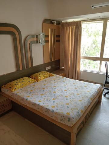 Bedroom in 3 BHK Apartment at Dignity Apartments, Andheri West – for Rent