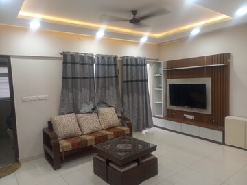 Room in 3 BHK Apartment at Puravankara Silversands, Mundhwa – for Rent
