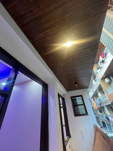 Furnished Amenities in 3 BHK Builder Floor at Chattarpur – for Rent