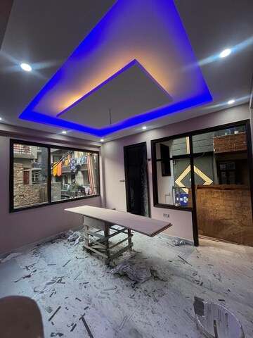 3 BHK Builder Floor For Rent in Chattarpur