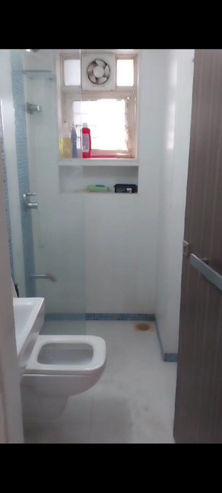 Bathroom, shree-villa 2 Bedroom 1200 Sq.Ft. Apartment In Tardeo Mumbai 8329073