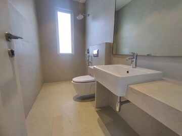 Team Area in 3 BHK Apartment at Indiabulls Sky Forest, Lower Parel – for Rent
