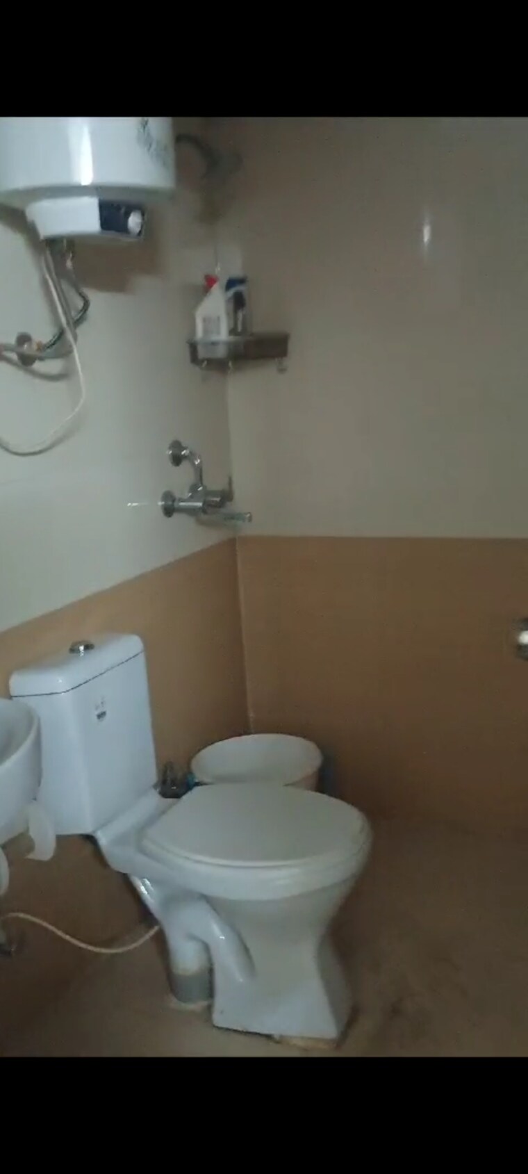 Bathroom, windsor-paradise-2 2 Bedroom 1025 Sq.Ft. Apartment In Raj Nagar Extension Ghaziabad 8329122