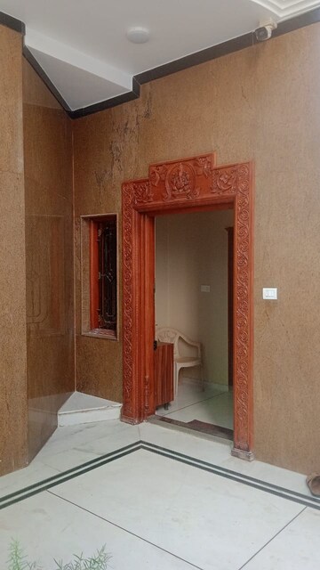 Room in 4 BHK Independent House at Hsr Layout – for Rent