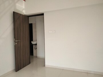 Room in 2 BHK Apartment at Yashvasin CHS Ltd, Kharghar – for Rent