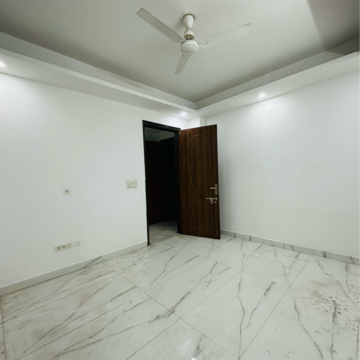 Room in 3 BHK Builder Floor at Saket – for Rent