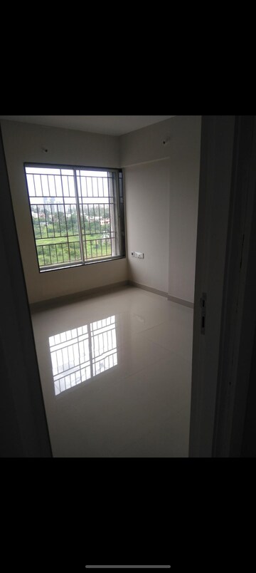 Room in 1 BHK Apartment at Bramhacorp Water Bay, Kalyani Nagar – for Sale