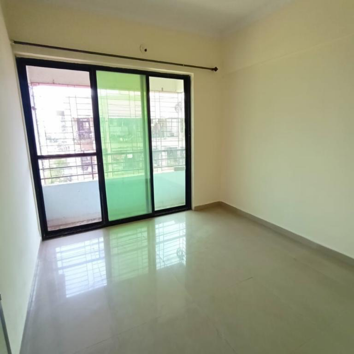 2 BHK Apartment For Sale in Sahisha Chs Ltd